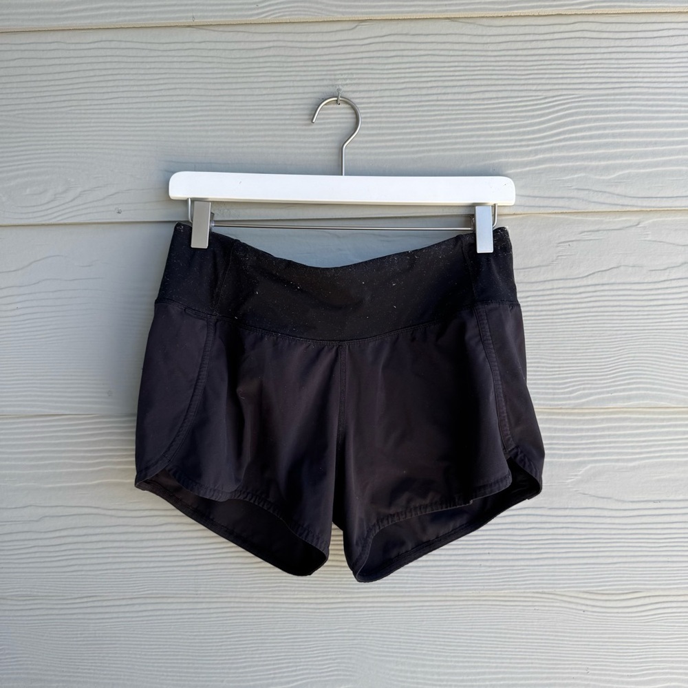 Lululemon• Speed Shorts Black